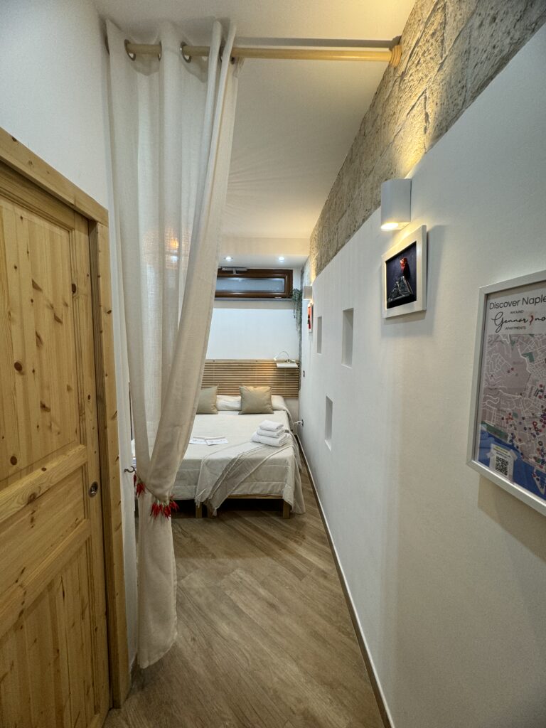 casa gennarino napoli ingresso